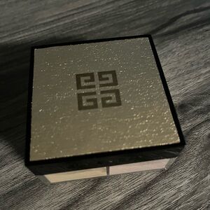 Givenchy prisme libre powder color 08